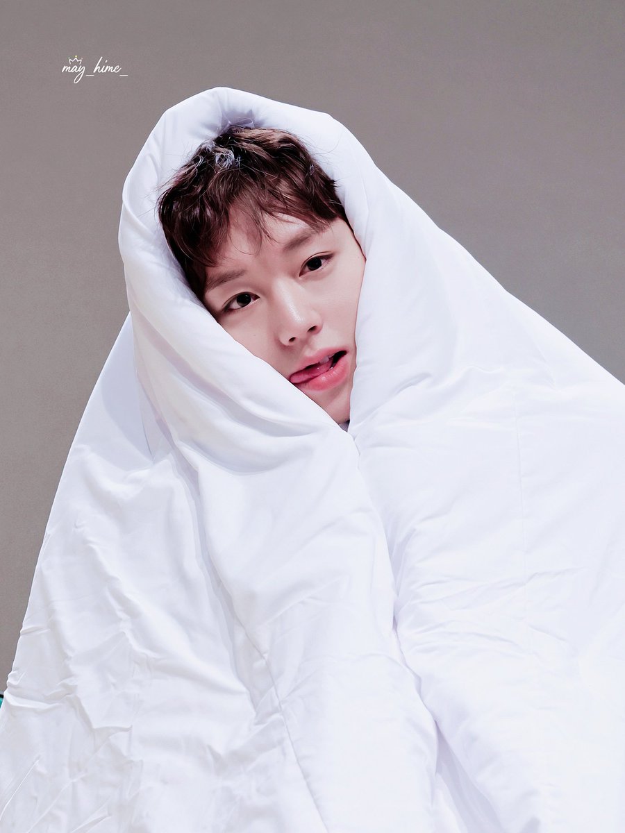 결❄️ tweet media