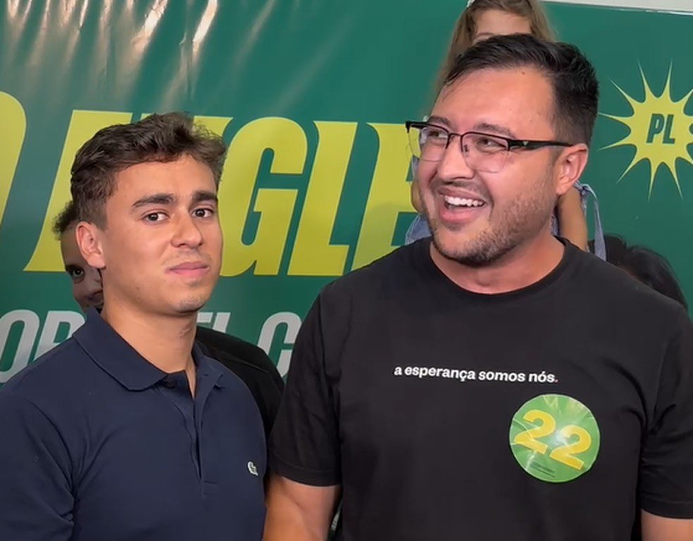 FiorinoCarioca tweet media
