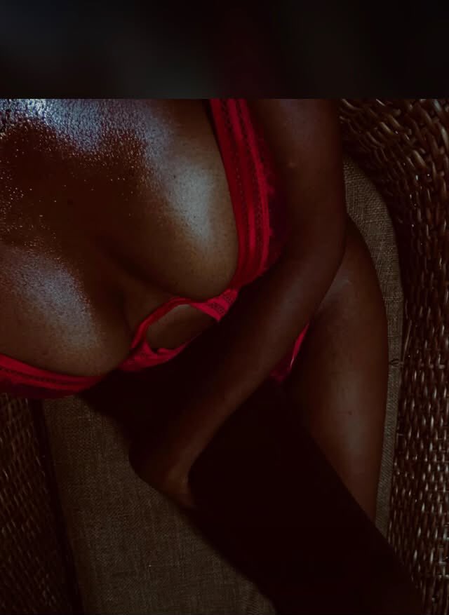 RICHIE5bs's tweet photo. Sexy tonight🥹👅
#sexy https://t.co/h46ljeh5a7