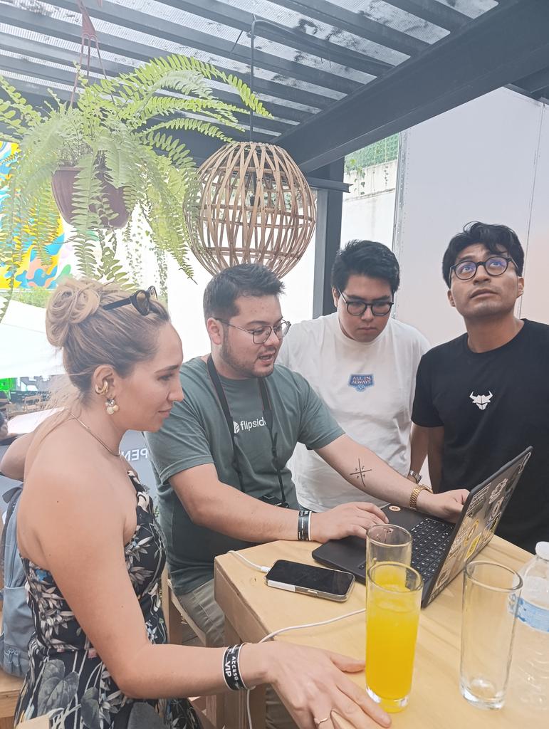 AxoloTech tweet media