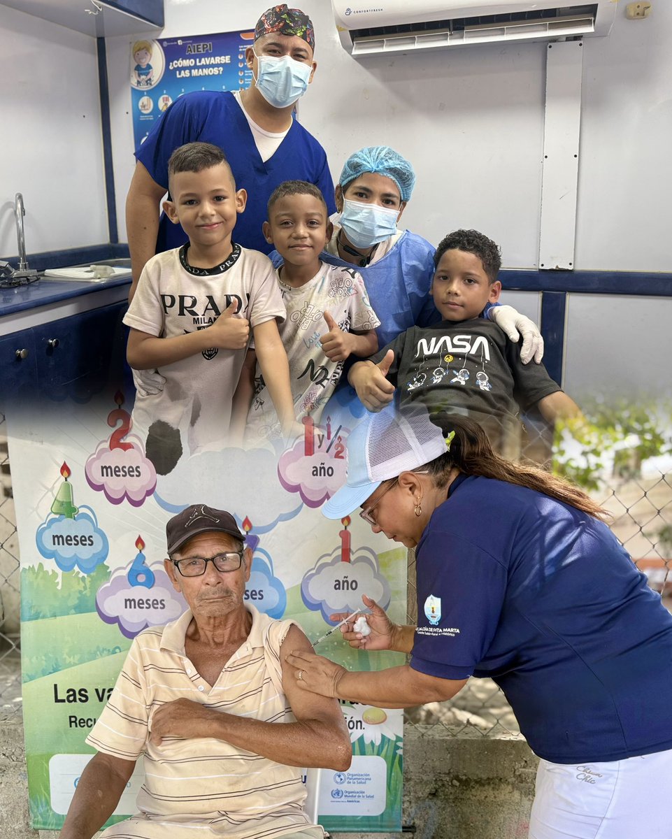ESEALPROREV's tweet photo. Llegamos a María Eugenia con nuestra oferta institucional en el marco de “Alcaldía al Barrio”, acercando servicios de salud, bienestar y atención integral a la comunidad. 🏥🤝

#NosUneLaSalud
@CarlosPinedoC 
@SantaMartaDTCH 
@HaroldoPizarroN 
@SECSALUDSM https://t.co/fOTbRgu5YR