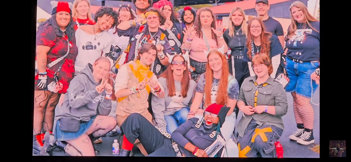 linnea🫧⊬ SHAKY+CBUS !! tweet media