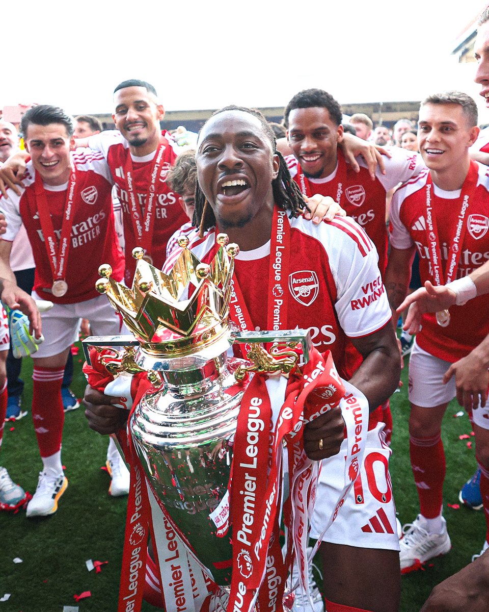 Premier League tweet media
