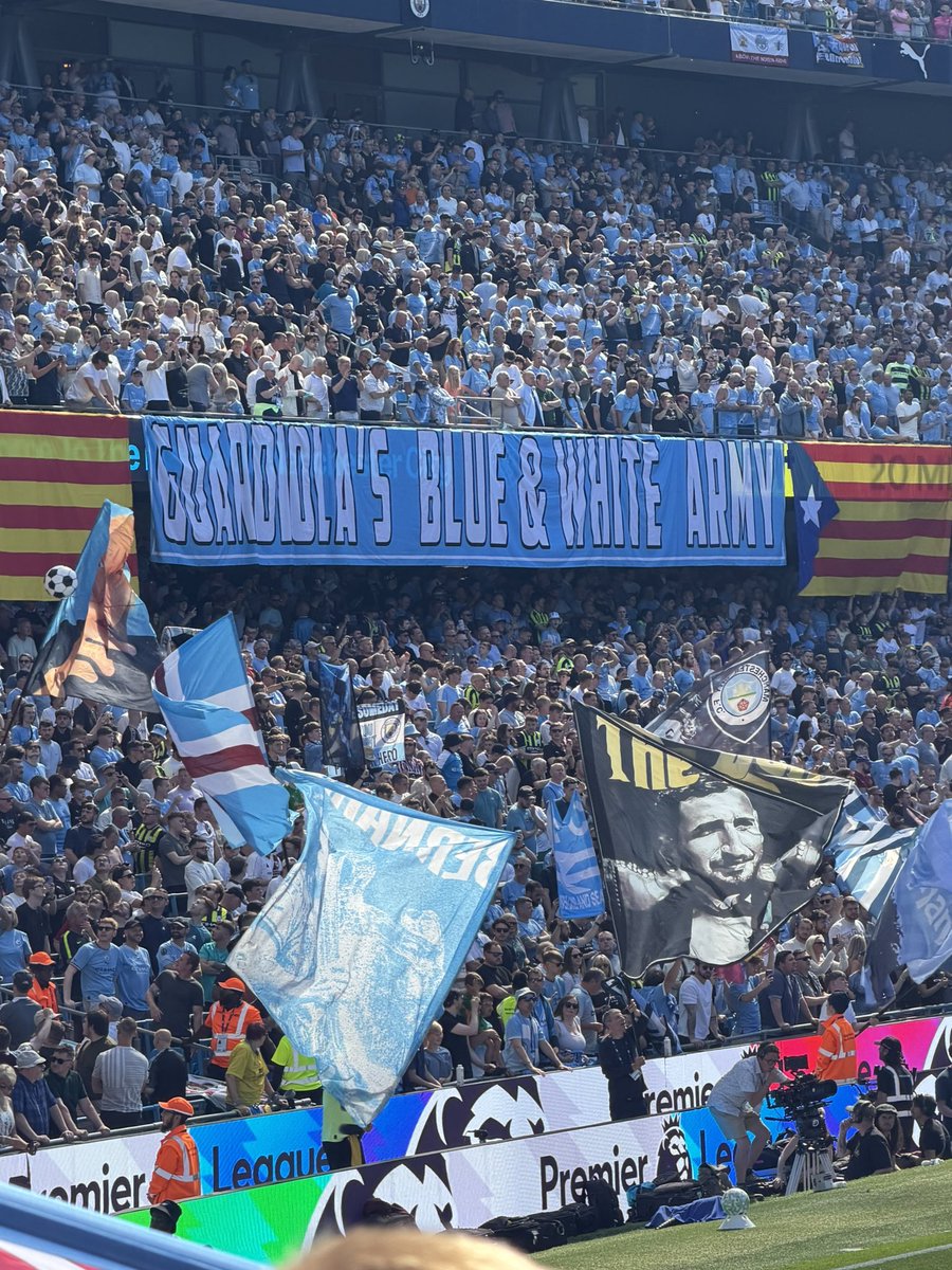 _davidmpowell's tweet photo. Couldn’t have dreamt of the last ten years as a city fan growing up! Thank you Pep https://t.co/s62mV7XdGy