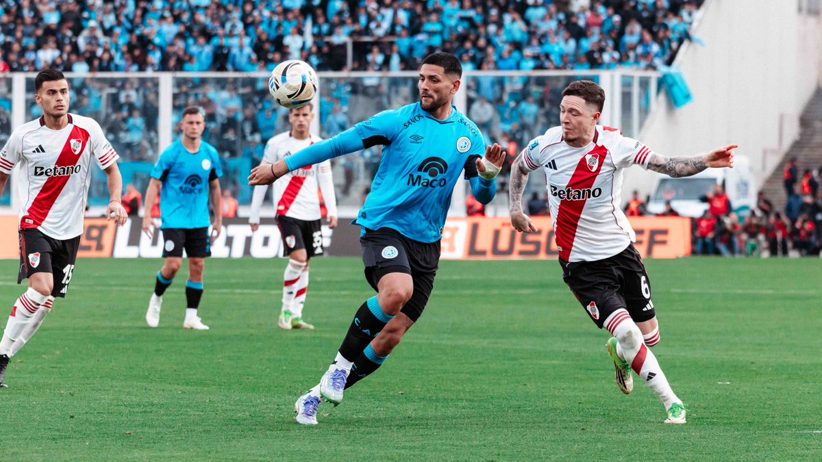 Belgrano's tweet photo. ⏱  29' ST | #VamosLaB 🏴‍☠️

➡️ #BELGRANO 1-2 RIVER

⚽ #TorneoMercadoLibre
📺 Seguilo en vivo por ESPN Premium y TNT Sports
Suscribite al 🔗https://t.co/qAmiCNBBrh https://t.co/Y0R8FHTjQU
