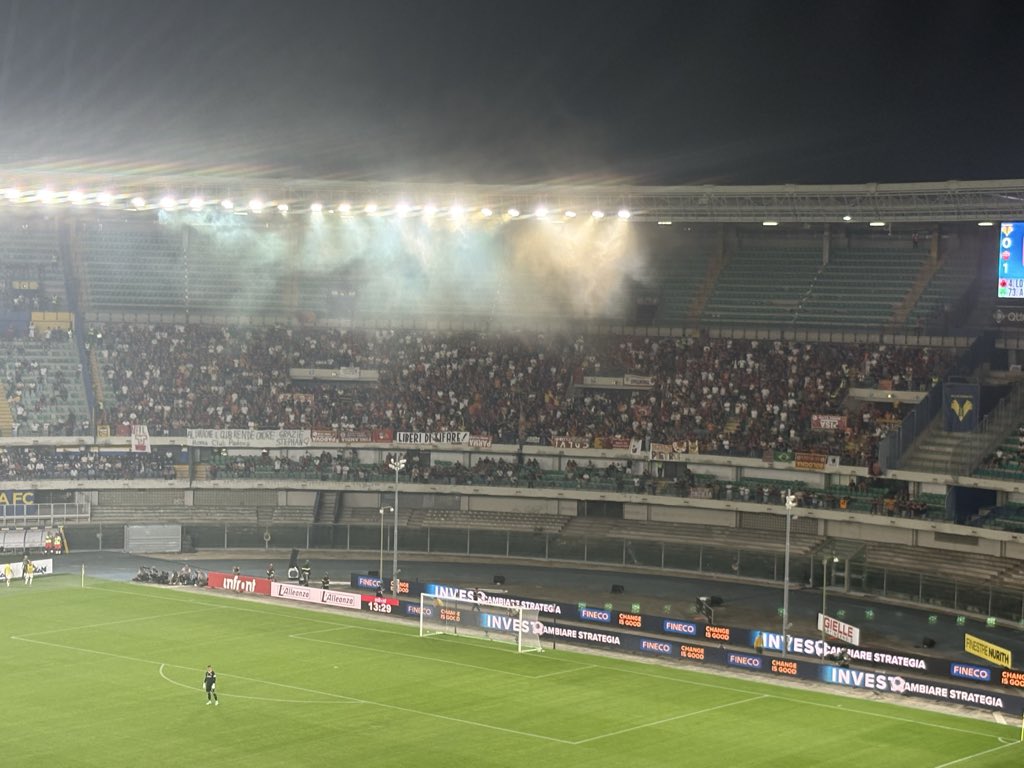 daniswimca's tweet photo. #VeronaRoma
Dajeee https://t.co/TtDk1JARE6