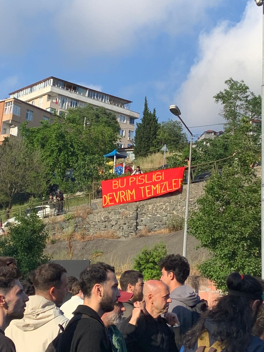 İstanbul | Devrimci Gençlik Dernekleri tweet media