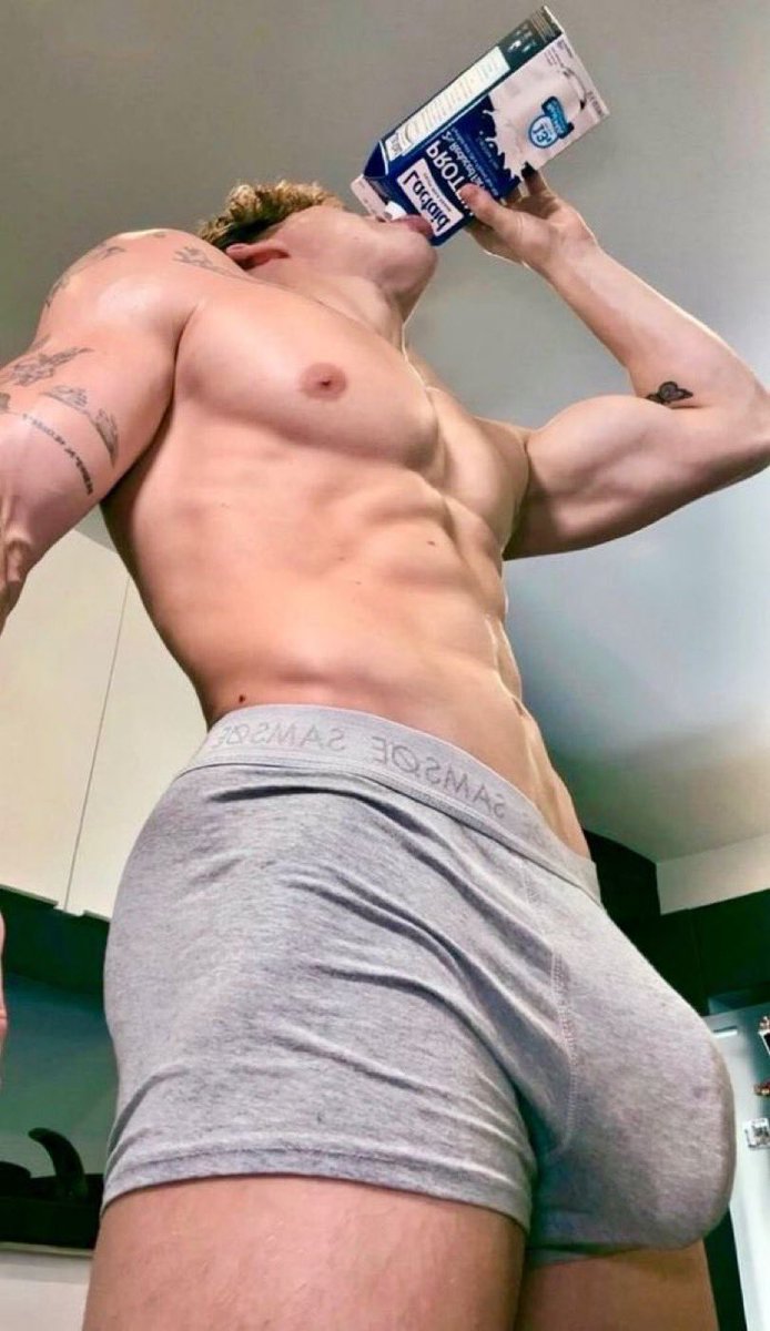 kyyodr's tweet photo. you need to see a doctor if you find this attractive https://t.co/52XfKSnIdK