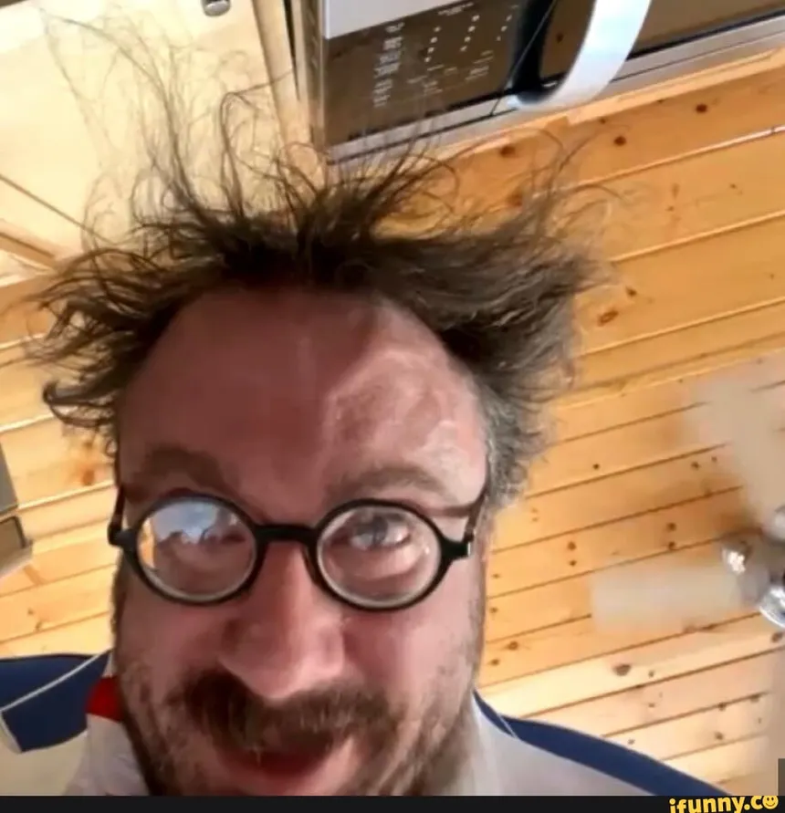 LTBinary's tweet photo. @iJixaw Goldstriker jumpscare https://t.co/LrKyt2Is7Q