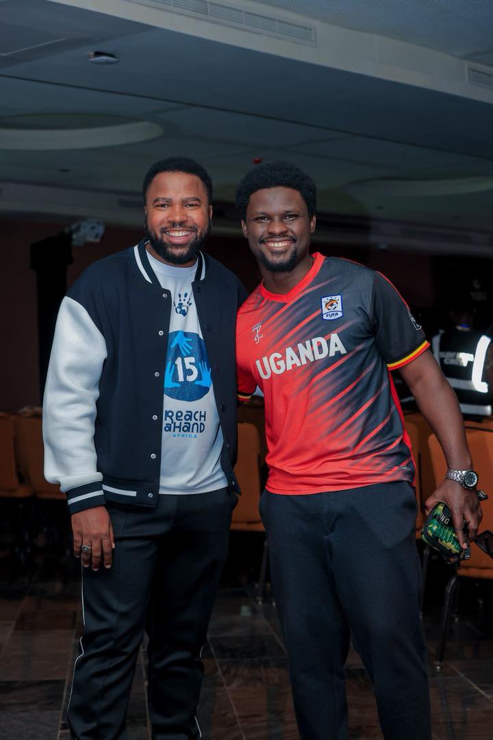 agumemark_'s tweet photo. Had a light moment with @HumNabimanya .one of Uganda’s biggest filmpreneur, executive producer, founder of the @ikonawards , and a philanthropist

His journey remains an inspiration to many dreamers.

Looking forward to more constructive conversations and creative collaborations. https://t.co/5P4HGVVeIK