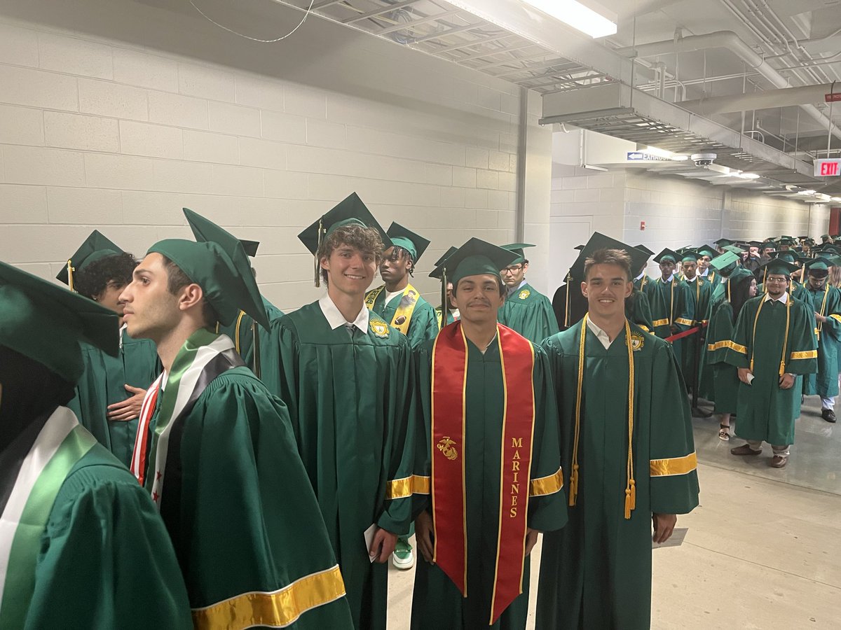 ATalley204's tweet photo. The Warriors of Waubonsie had a wonderful graduation.   Our second of the day with more than 600 graduates was full of excitement. We wish these students all the best as they pursue their dreams. @ipsd204 @WaubonsieValley https://t.co/0wfRcwlEC5