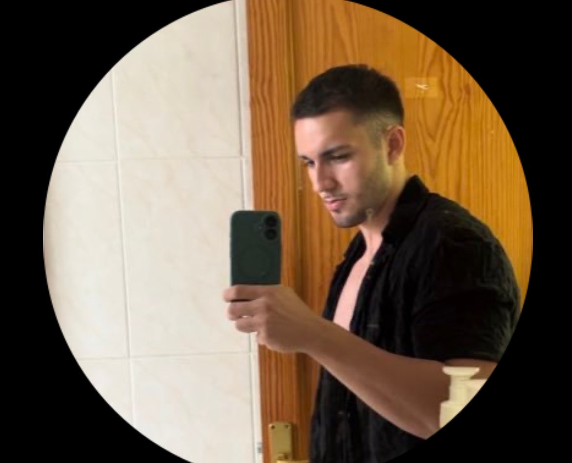 Ros tweet media