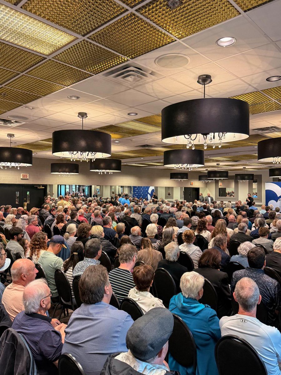 Parti Québécois tweet media
