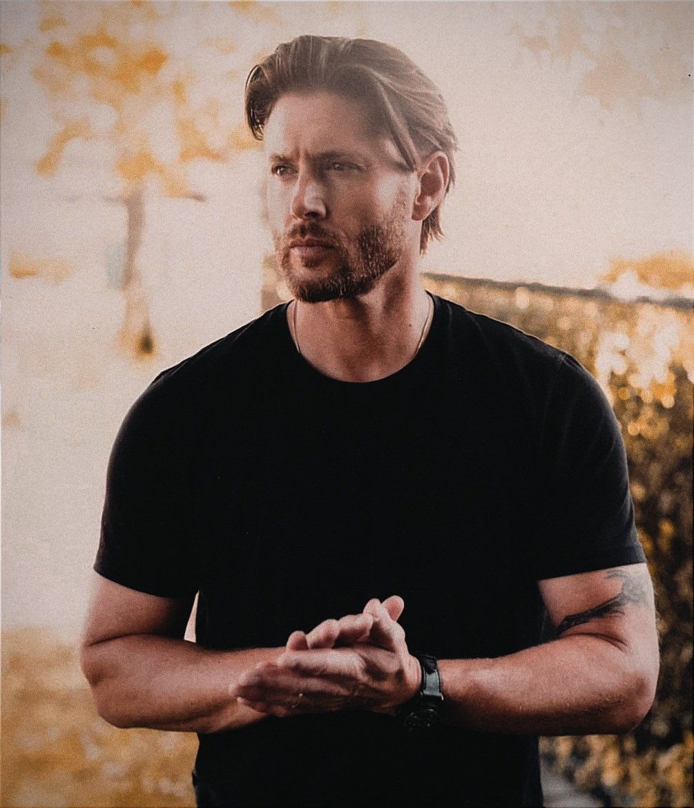 sheisDLVEEN's tweet photo. Obviously 🥵 https://t.co/HTu79d7w7L