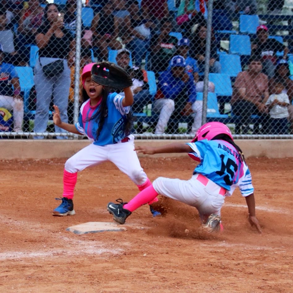 FEVEBEISBOL tweet media