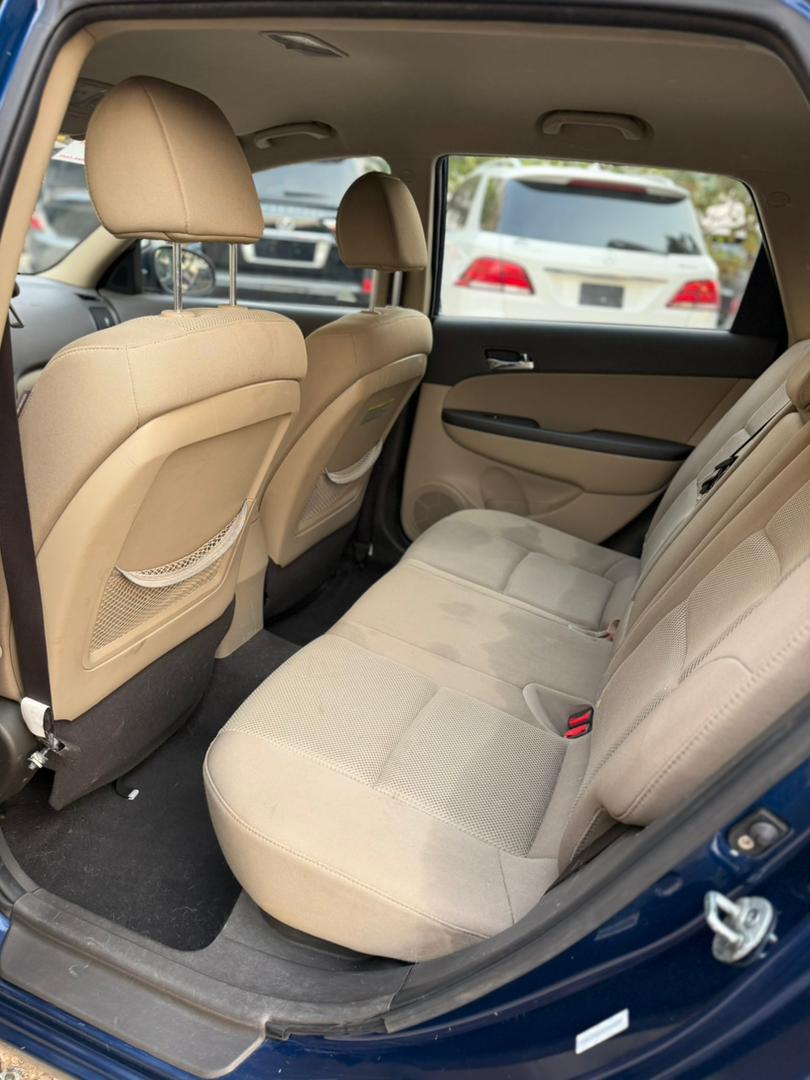 AutosShift's tweet photo. *2011 HYUNDAI ELANTRA TOURING* 
➖  *EXTREMELY CLEAN FOREIGN USED* 

🔘 *PRICE N9.5M* 
🌎 *LOCATION ABUJA* 

⬛ *AUDIO PLAYER, STEERING CONTROLS, FABRIC SEATS AND ETC https://t.co/U5tu2IMrWB