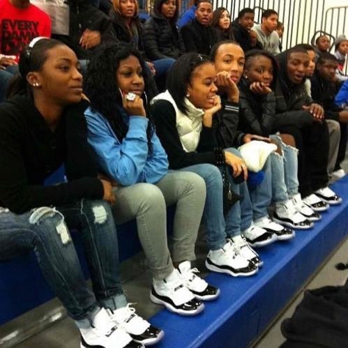 zSneakerHeadz tweet media