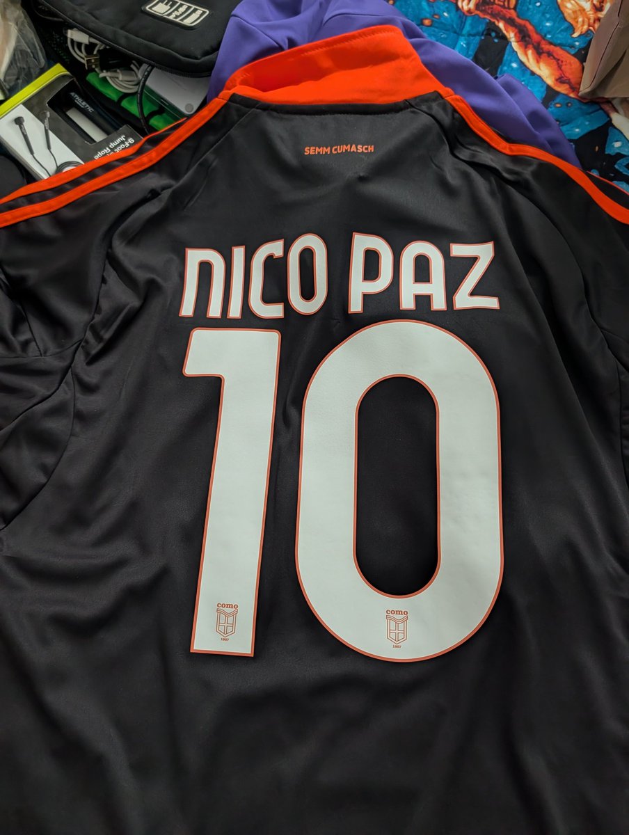 sammyrano's tweet photo. @Como_1907 primera vez en Champions!!!! Excelente temporada de la mano de @cesc4official e increíble Nico Paz! https://t.co/dACEhP8ybO