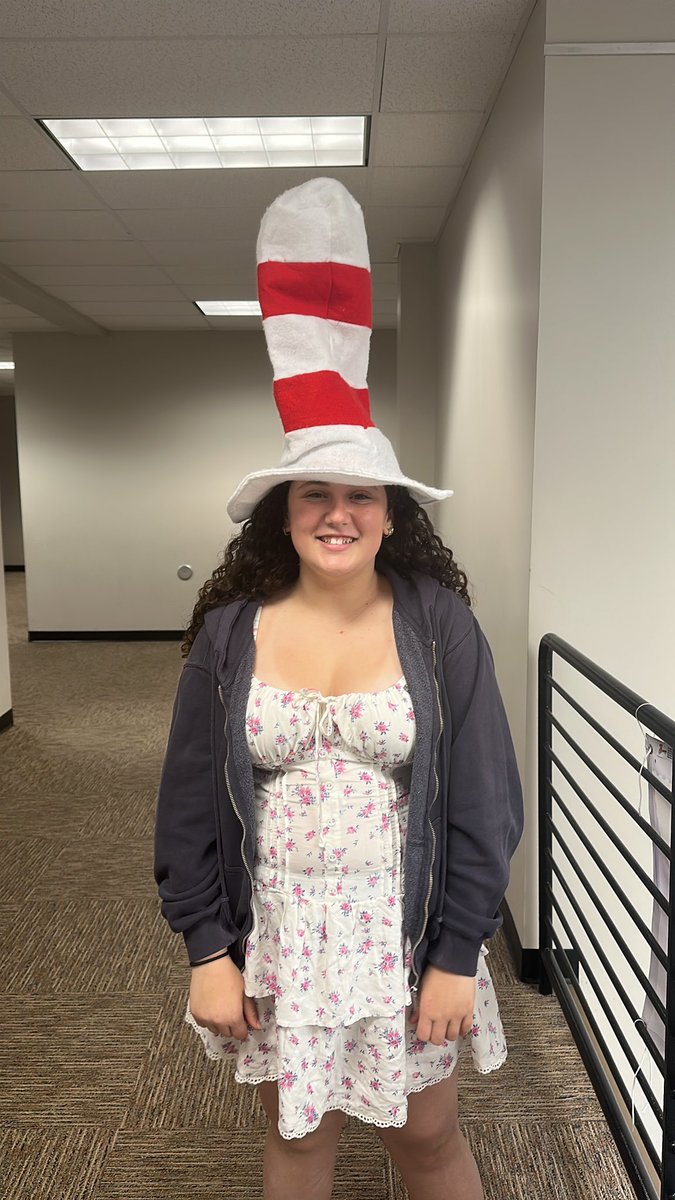 jszbbg's tweet photo. Guess what!?!? our new shlicha is Ella! 🤯🤯 With the amount of community service she brings to JSZ, everyone will think she’s sweeter than nutella 🍫🎂🤗🩷 https://t.co/TILwrwzmq0