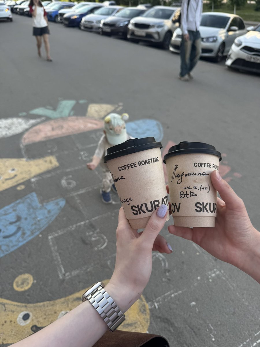 Klevajal's tweet photo. Моя малышка в городе https://t.co/G2DAFkQOxz