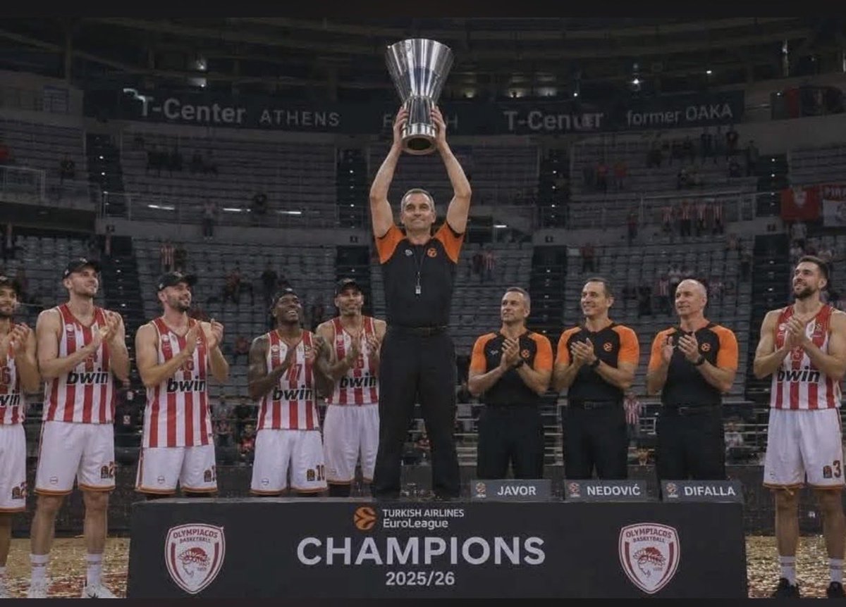 PSaq13's tweet photo. @hoopshype MVP of Olympiacos https://t.co/nfLRyZ8i37