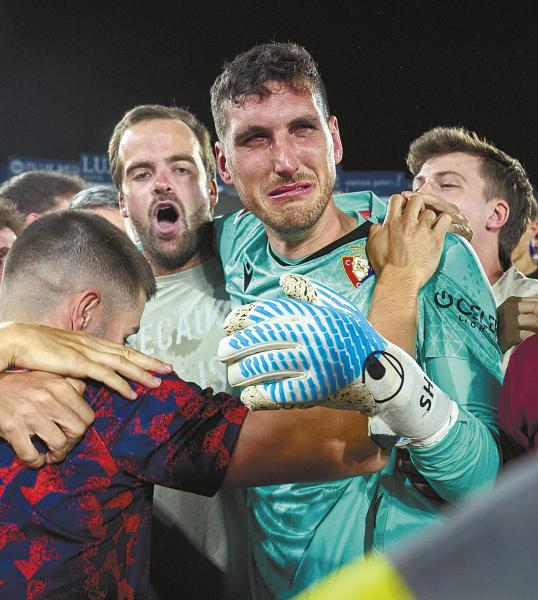 javierosasuna tweet media