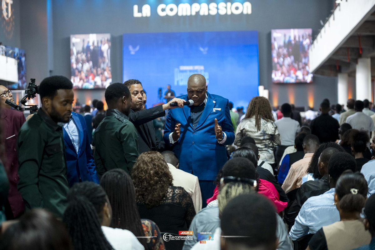 Eglise La Compassion tweet media