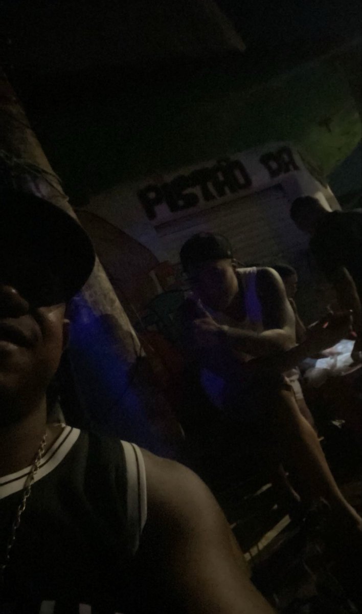 Deusfielsmp's tweet photo. Meu amigo irmão nosso chefe PVT 🚘🇫🇷💪🏽 https://t.co/CMnefrBRXR