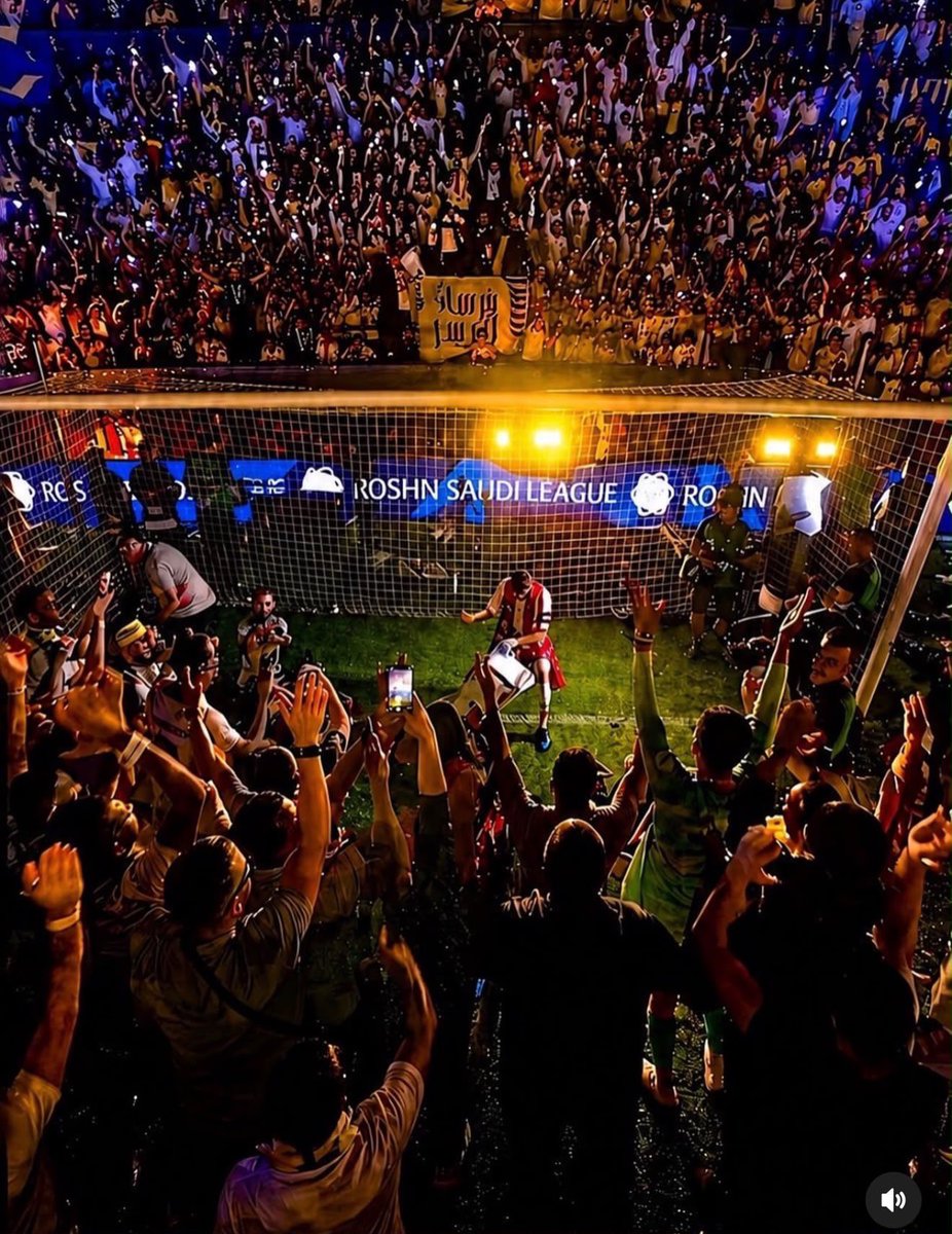 IbrahimSelham's tweet photo. منظرٌ يأسر القلوب والأنظار ..💛💙
@Cristiano https://t.co/06mUV4ukgH