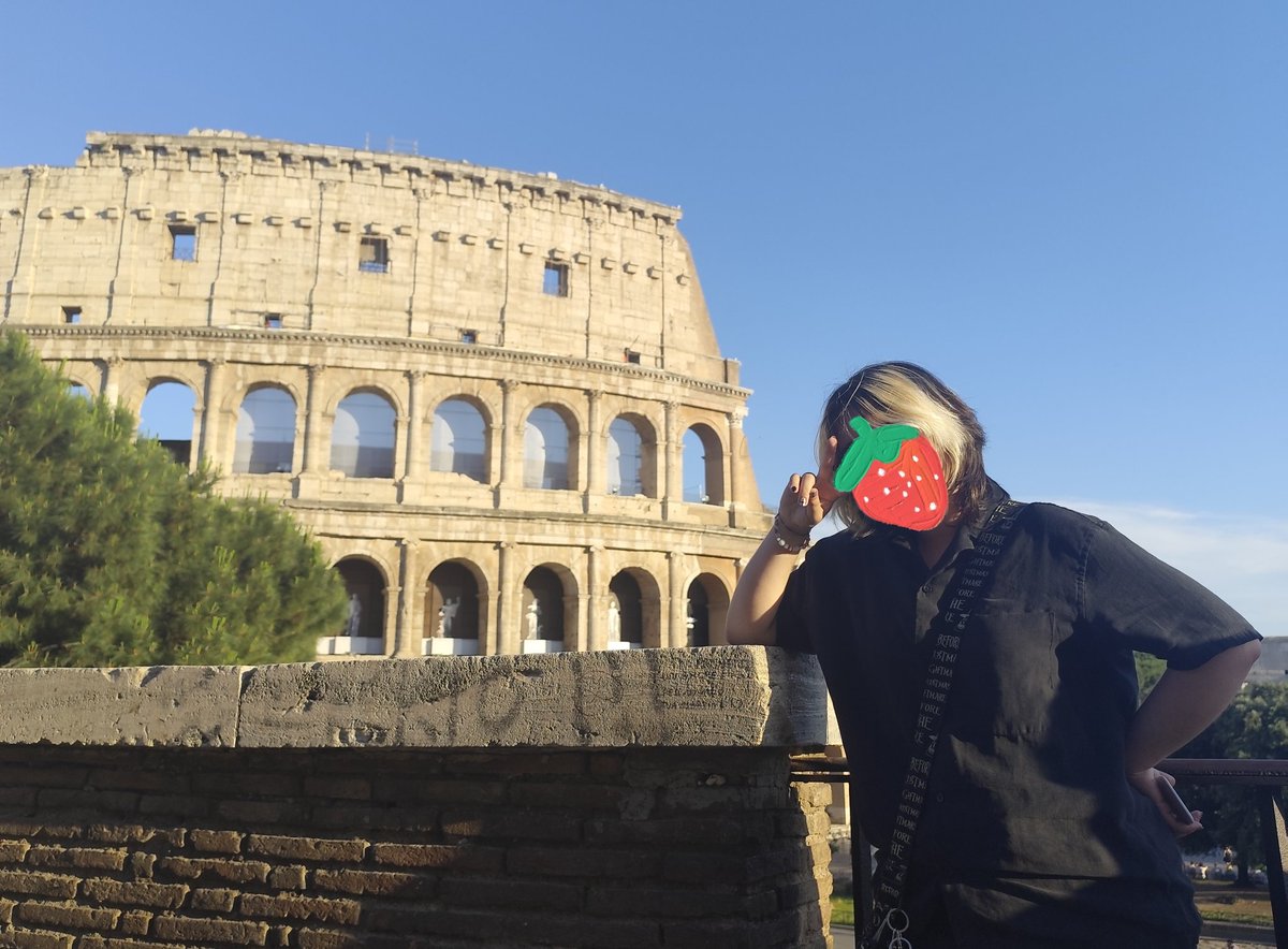 chansmettila's tweet photo. core de sta città
(bang chan sappi che mentre scrivevi su bubble stavo in giro per roma)
#StaySelcaDay #SSD #StrayKids #STAY #BangChan #방찬 https://t.co/QarKjSl5rj