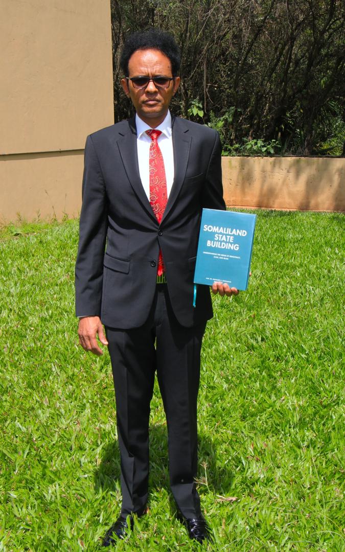 Hornpostnews's tweet photo. Somaliland Academic Book Examines State-Building, Democracy, Clan and Islam. #Somaliland #Nairobi @MohamedBarawani #StateBuilding #Democracy #HornOfAfrica #SomalilandParliament #Saylici #AcademicBook #EastAfrica #Hornpost #SomalilandNews
https://t.co/x6AF09Cslp https://t.co/sUbjRoM835