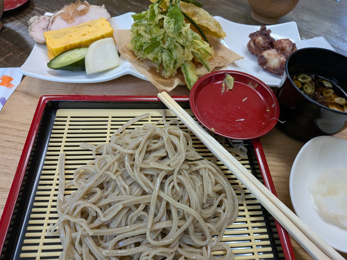 hiroko tweet media