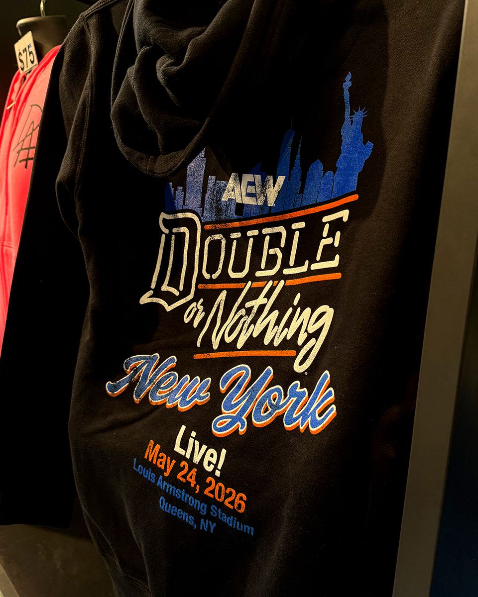 ShopAEW.com tweet media