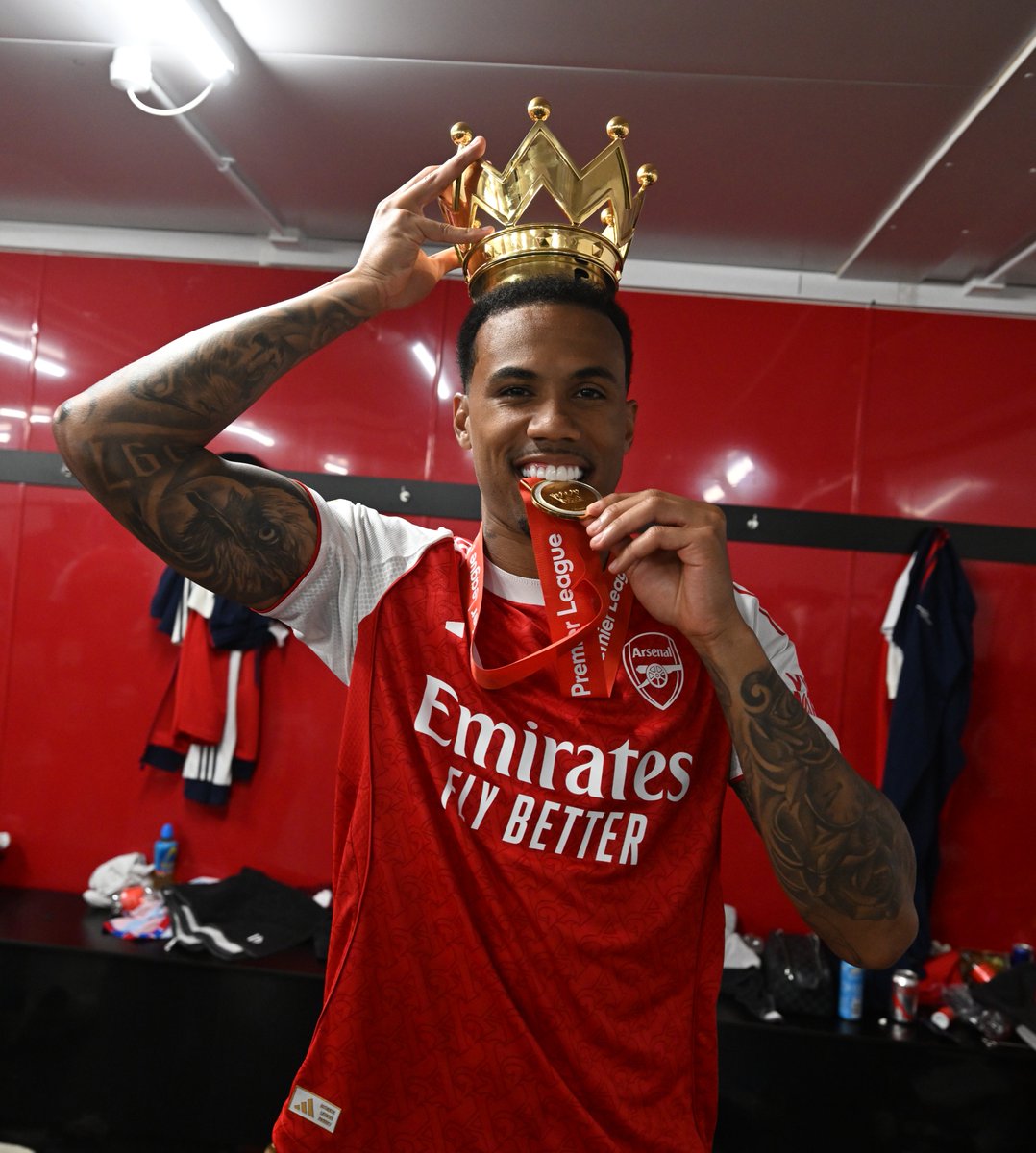 Premier League tweet media