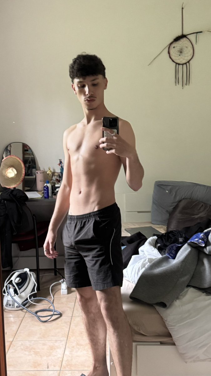 alexx tweet media