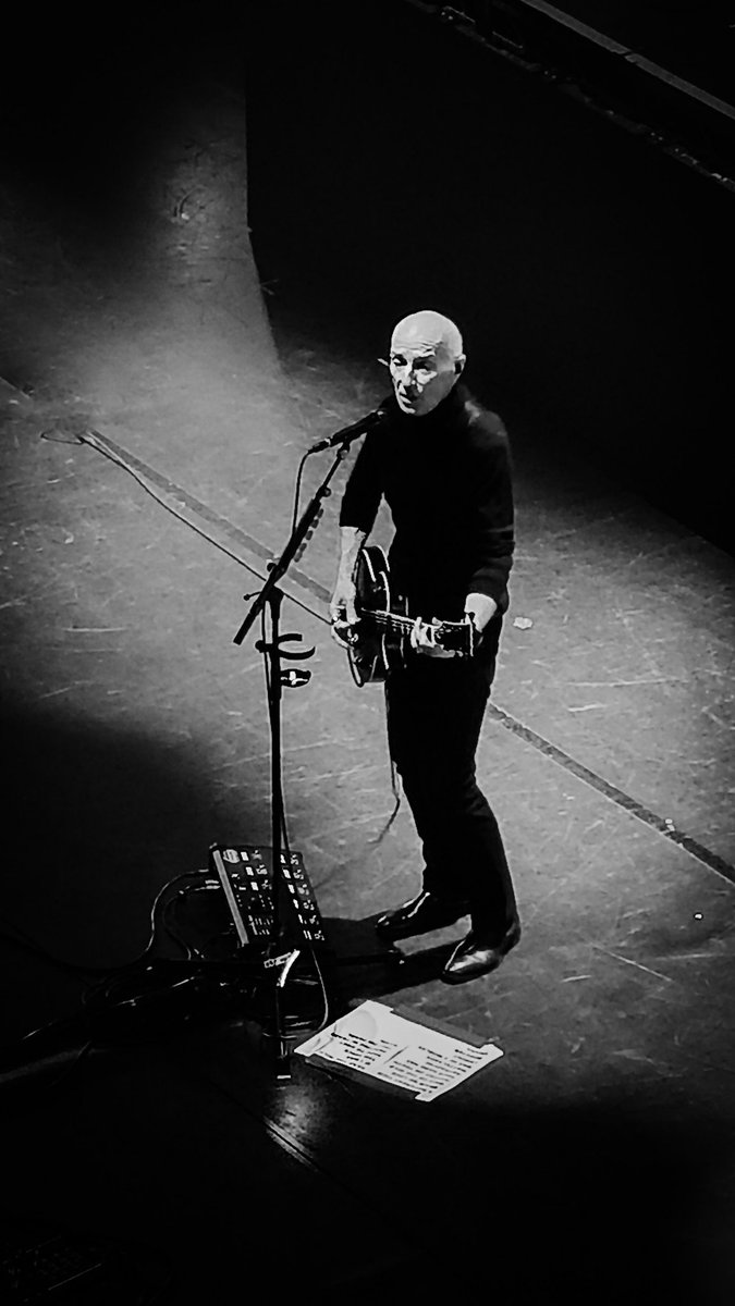 Astrid16318158's tweet photo. Midge Ure #MidgeUre #UsherHall #photo https://t.co/4ZqRq36nDX