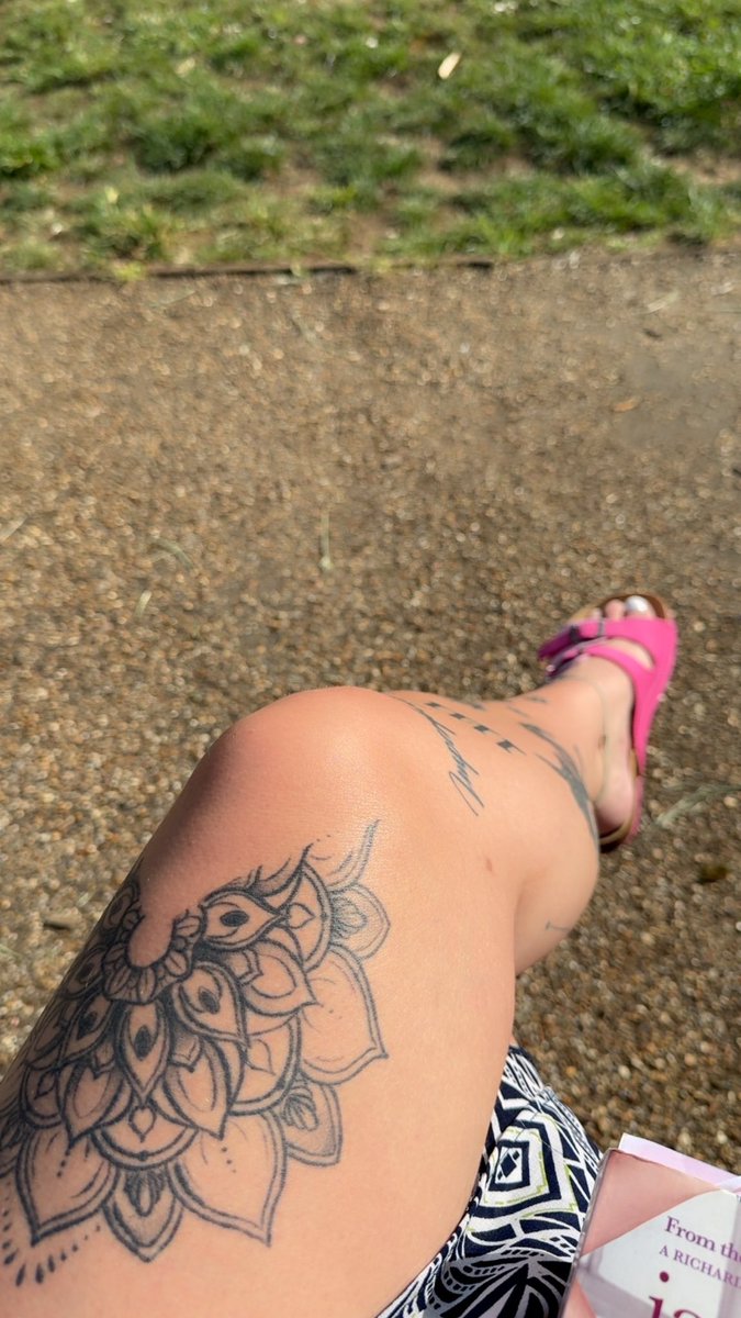 Veebeeofficial's tweet photo. River Relaxation 🌞 https://t.co/DvkoRF7IA5