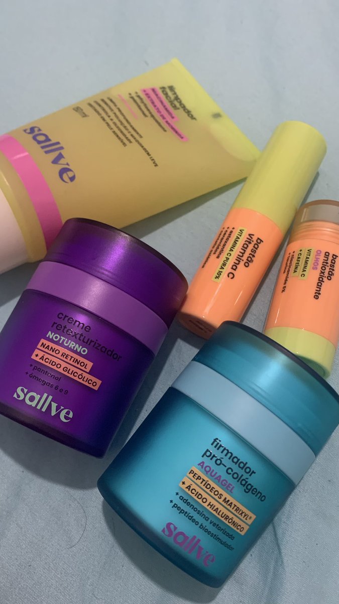 melmesb's tweet photo. Minha maior conquista deste ano: autocuidado! 
Melhores produtos que eu conheci até hoje. Investimento incrível. #sallve https://t.co/2O0nmiMcE3