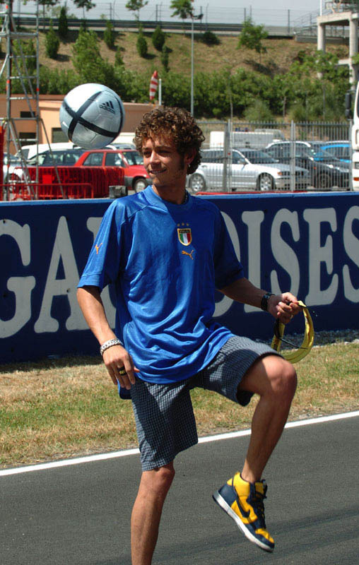 Daily Rossi tweet media