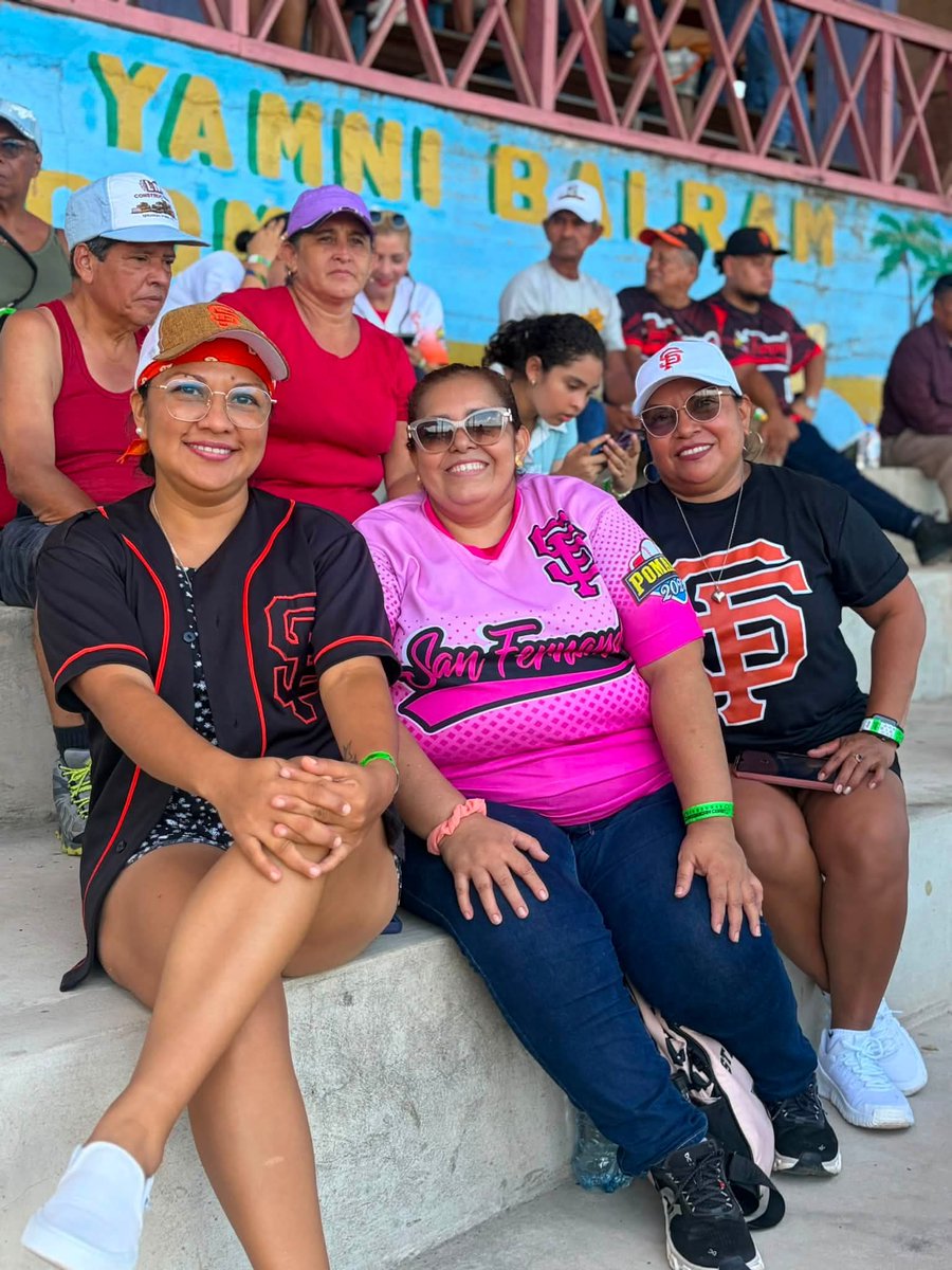 radio580nic's tweet photo. 📍🇳🇮 Cientos de fanáticos de las #FierasDelSanFernando viajaron por más de 530 kilómetros hasta #Bilwi para respaldar a su equipo en la serie frente a los #Pescadores. #Radio580 #Nicaragua https://t.co/tvGtsVkVOM
