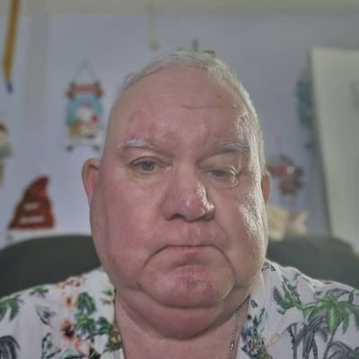 Johnlee tweet media