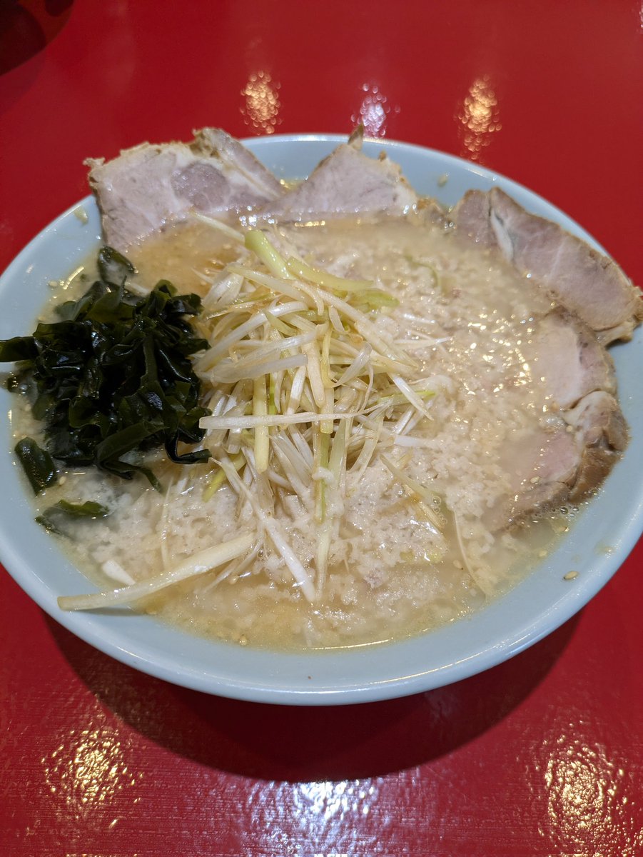 はる tweet media