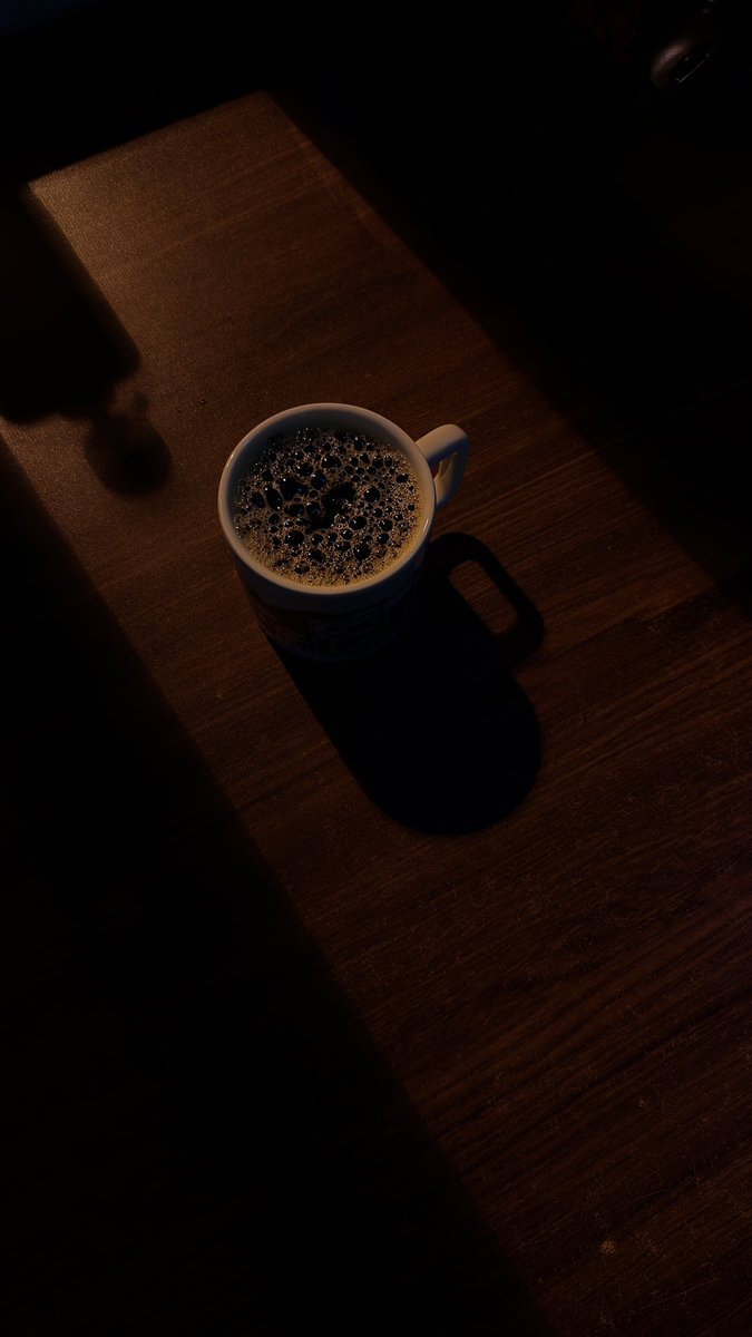o_m960's tweet photo. ☕️🧑🏻‍🦯. https://t.co/U7gdyJGU2U