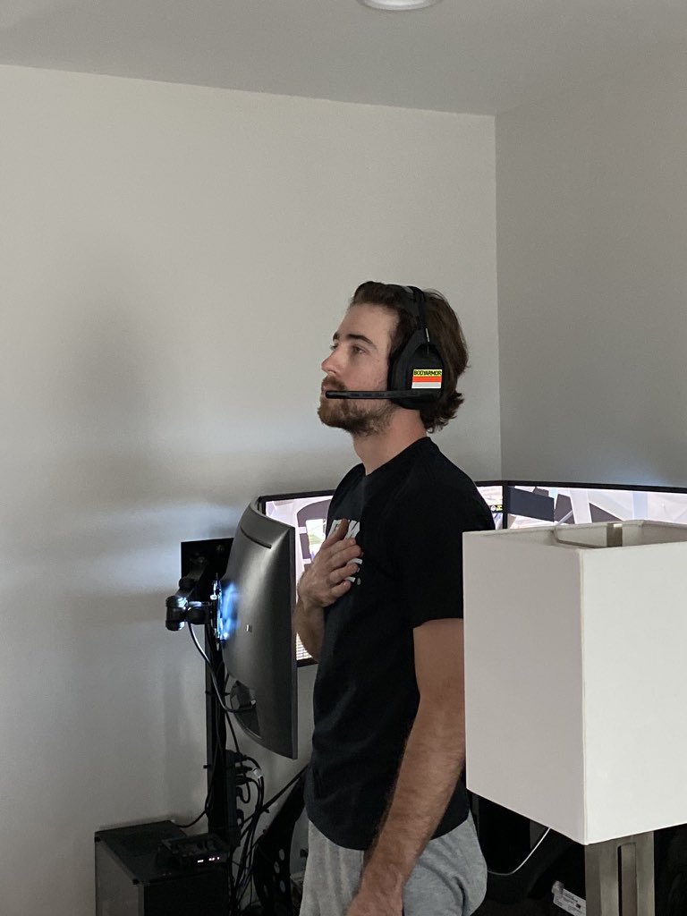 logan tweet media