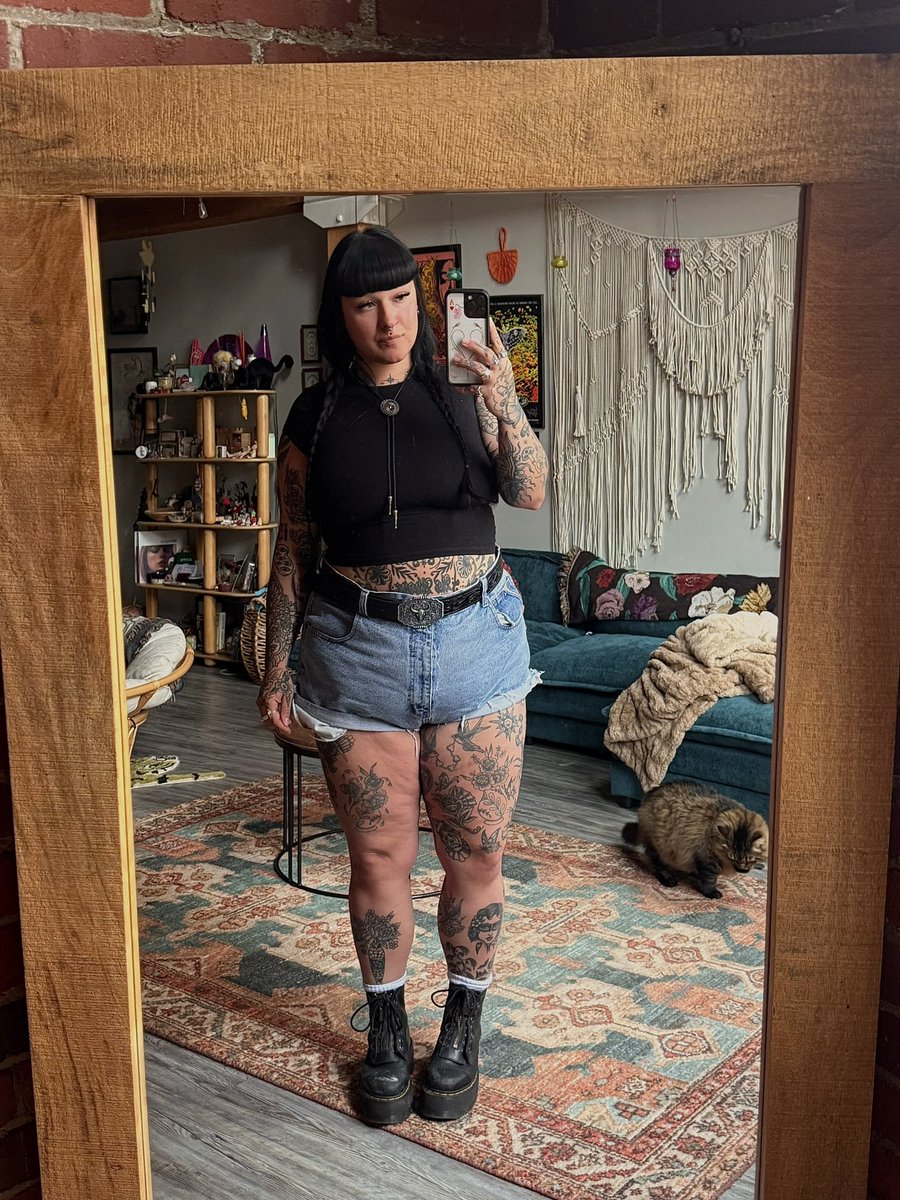 honky tonk angel tweet media