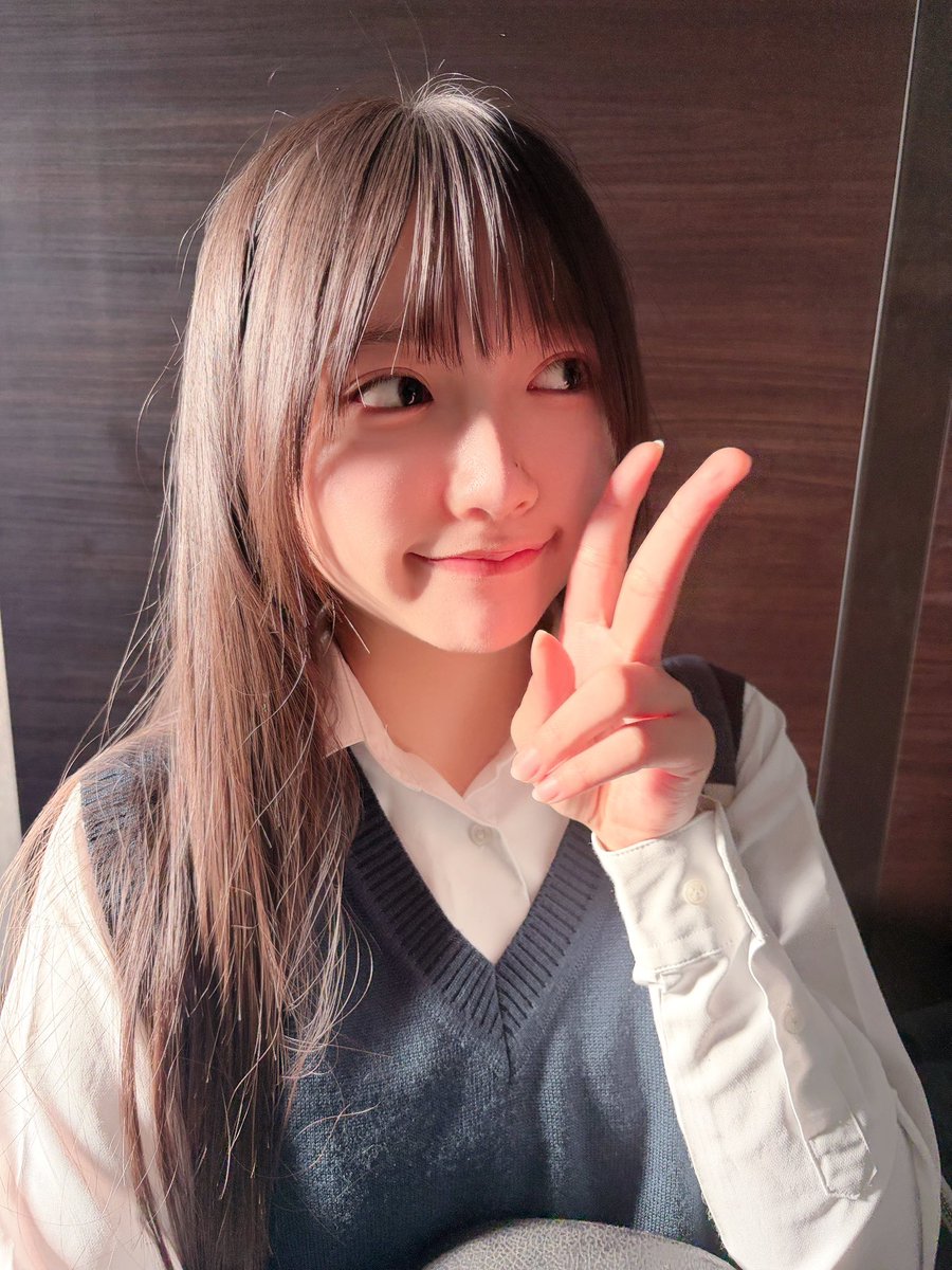 xmaskmc's tweet photo. おはようございます！
今日から夏服🎶
いってきまーす🎸 https://t.co/OgNYpUfeMS
