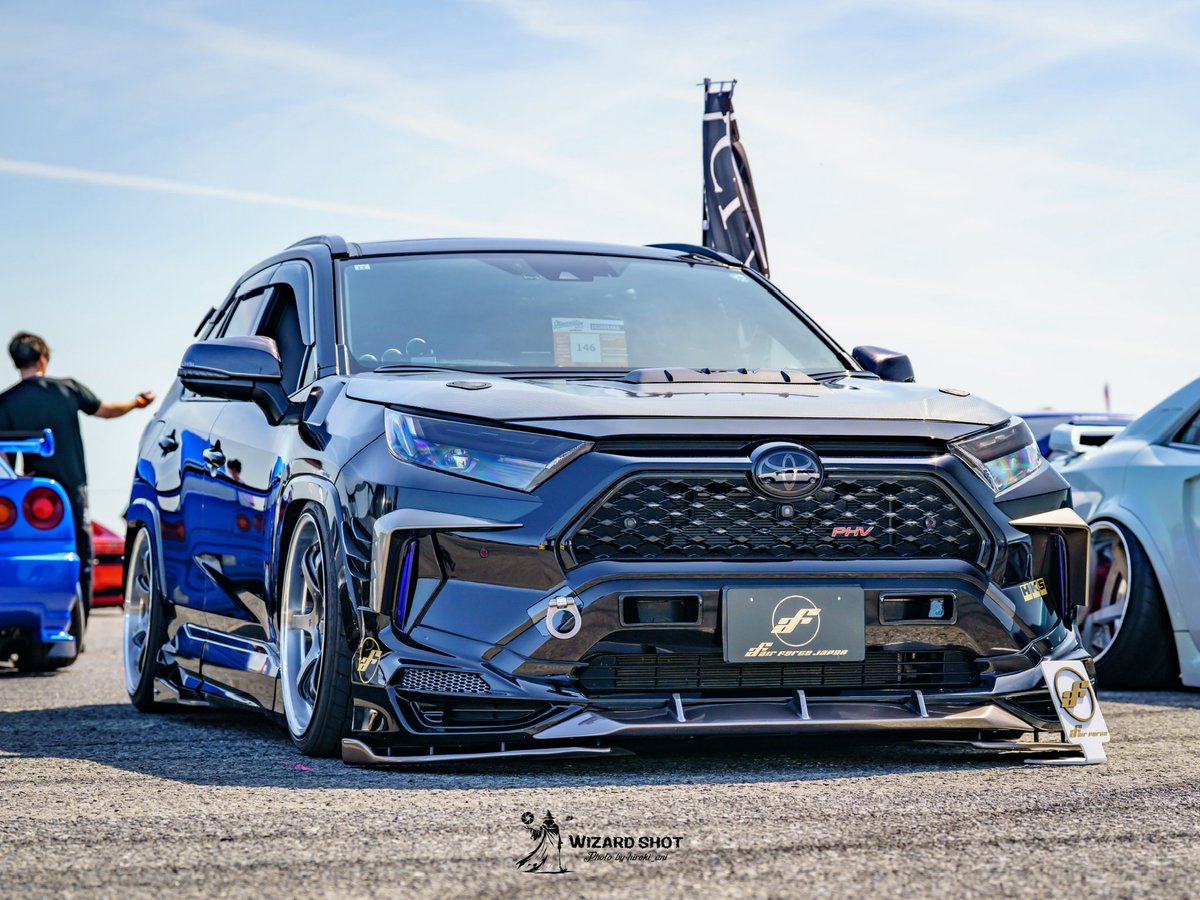 rav4phv_toku's tweet photo. 昨日はSTANCENATION2026 大阪へ参戦🔥して来ました(^-^)
天気☀️良すぎて日焼けがやばい😱
でも、楽しめたんで良かった✌️
選考で選ばれて良かったです。
終わり。
#RAV4PHV
#RAV4
#エアサス
#STANCENATION https://t.co/R2gaD7GPqq