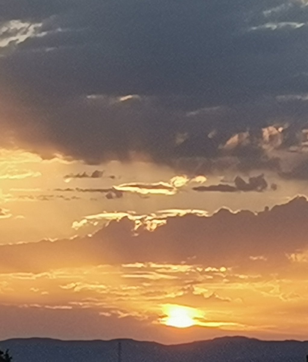 NewBertrand's tweet photo. Si pudiera tomar, una #pastilla que me diera todos los #nutrientes adecuados para poder renunciar a la #comida, lo haria.
Clint Eastwood (92)
#Espoir
#PeaceNotWar 
#SavethePlanet
#Stem &amp; #Steam https://t.co/ZGKiNe8Hog