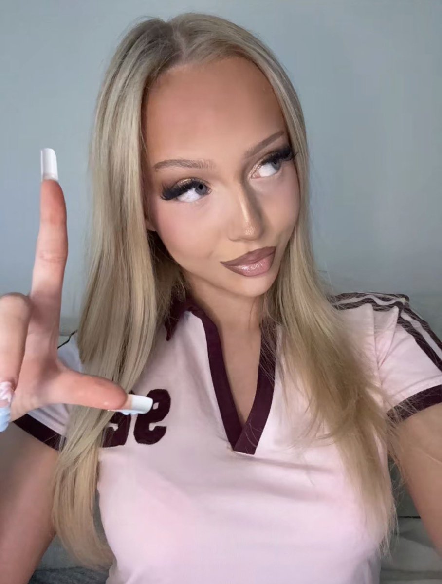 𝓝𝓪𝓽𝓪𝓵𝓲𝓮💸✨💅🏼 tweet media