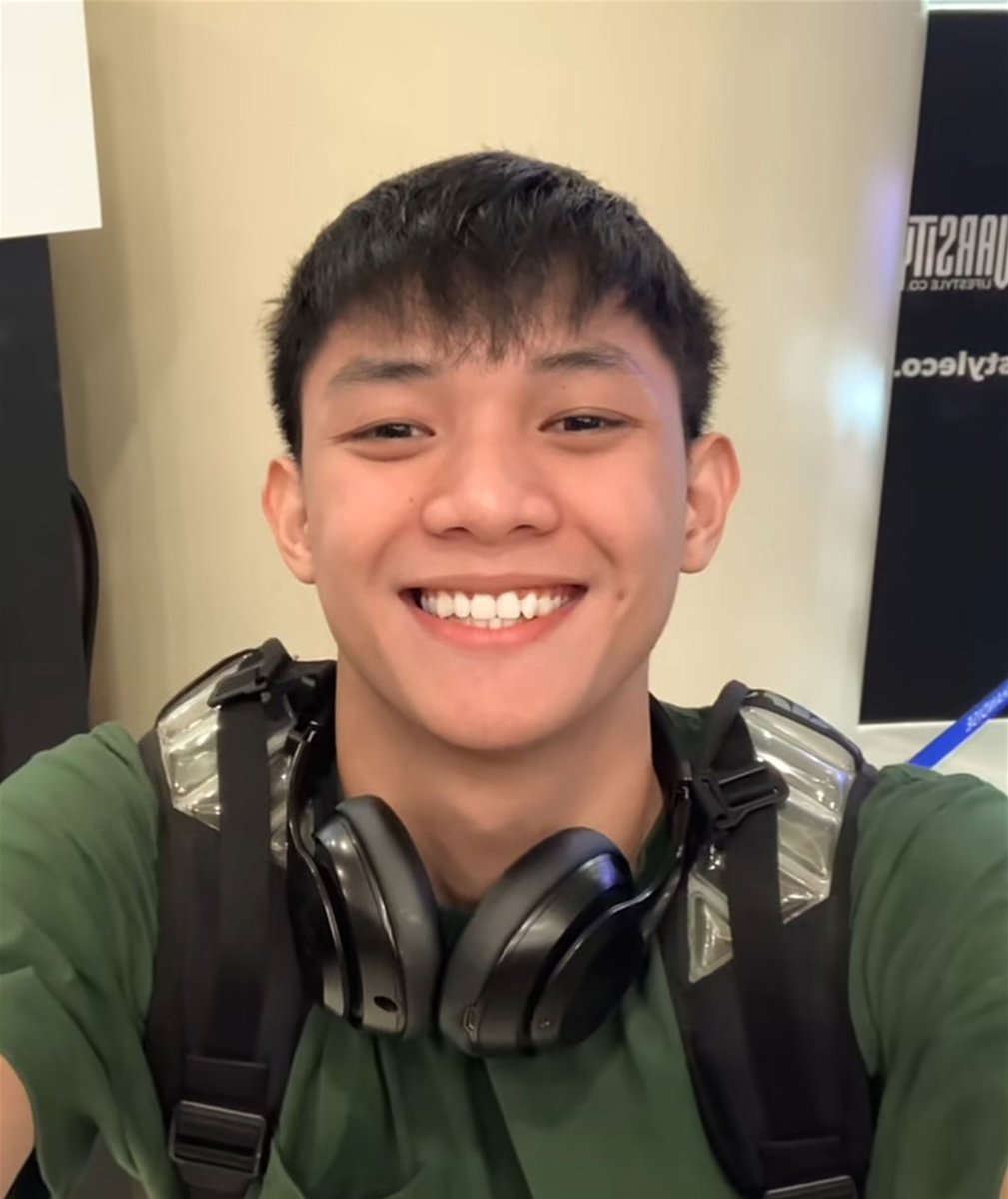 zentyverse's tweet photo. Anlakas mo talaga Yoyong!! may bago na naman?

FULL VIDEO HERE :
https://t.co/DCUJzRtNCb https://t.co/WPOtfxmse0